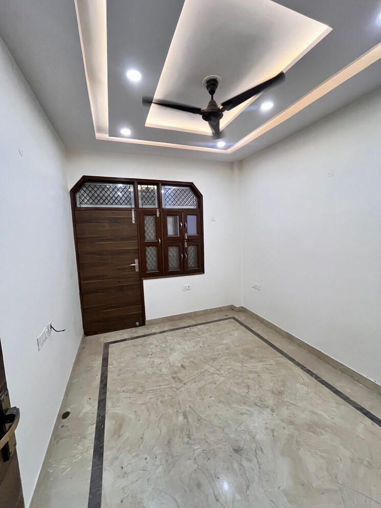 Room, paschim vihar 2 Bedroom 756 Sq.Ft. Builder Floor In Paschim Vihar Delhi 8764405