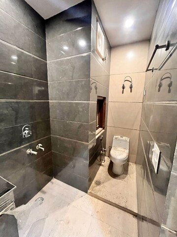 Bathroom in 2 BHK Builder Floor at Paschim Vihar – for Rent