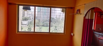 Room in 1 RK Apartment at Goregaon West – for Rent