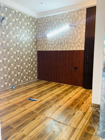 4 BHK Builder Floor For Rent in Green Fields Colony