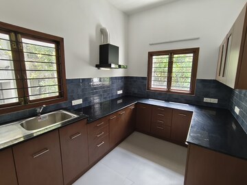 Kitchen in 3 BHK Apartment at Adyar – for Rent