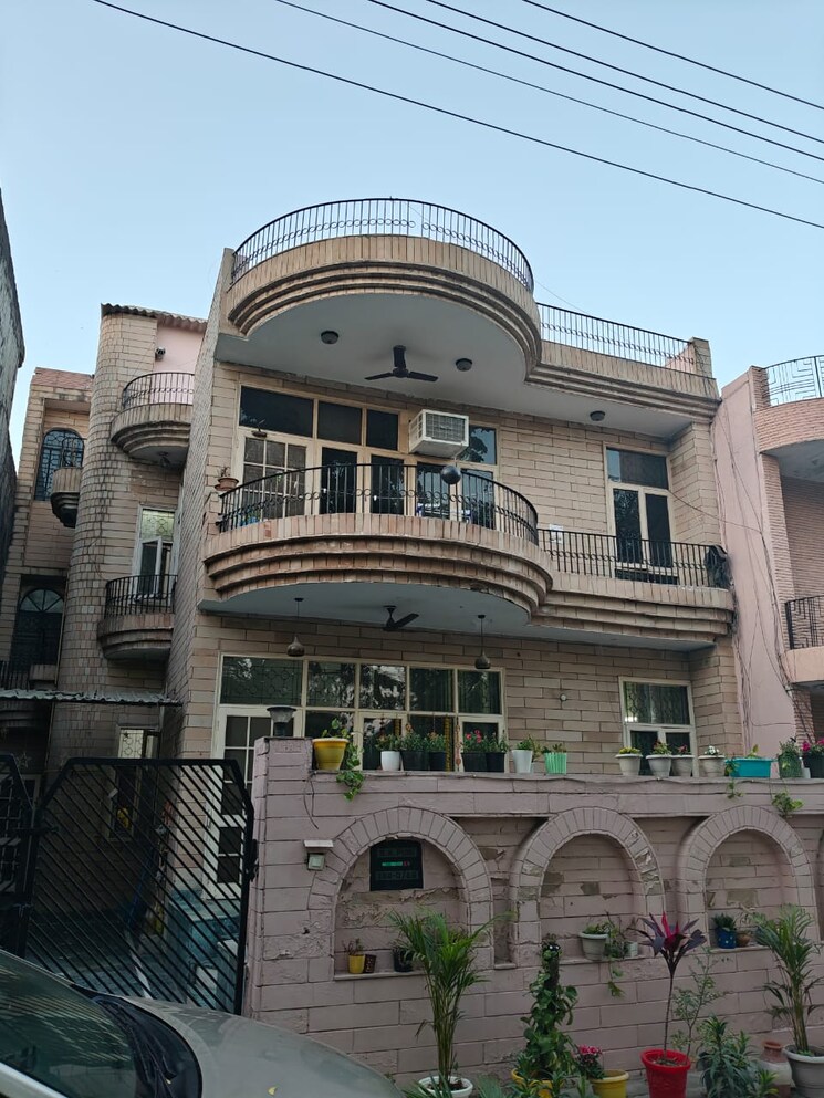 Exterior View, jmd-homes 5 Bedroom 250 Sq.Mt. Villa In Dlf Ankur Vihar Ghaziabad 8764429