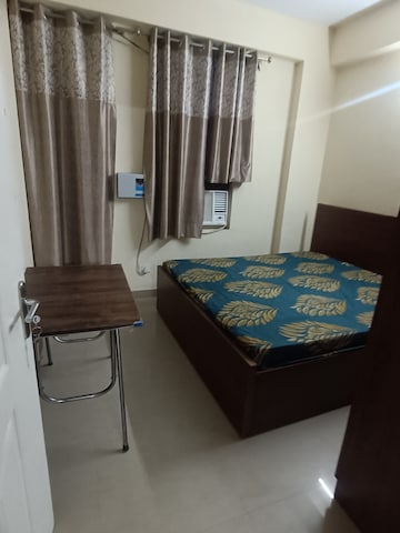 Bedroom in 2 BHK Apartment at Shree Vardhman Mantra, Sector 67 – for Rent