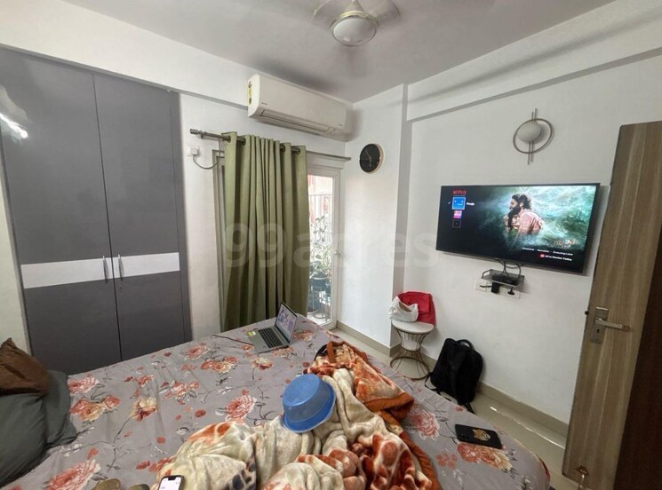 Bedroom, girp-society 6 Bedroom 400 Sq.Mt. Villa In Dlf Ankur Vihar Ghaziabad 8764453