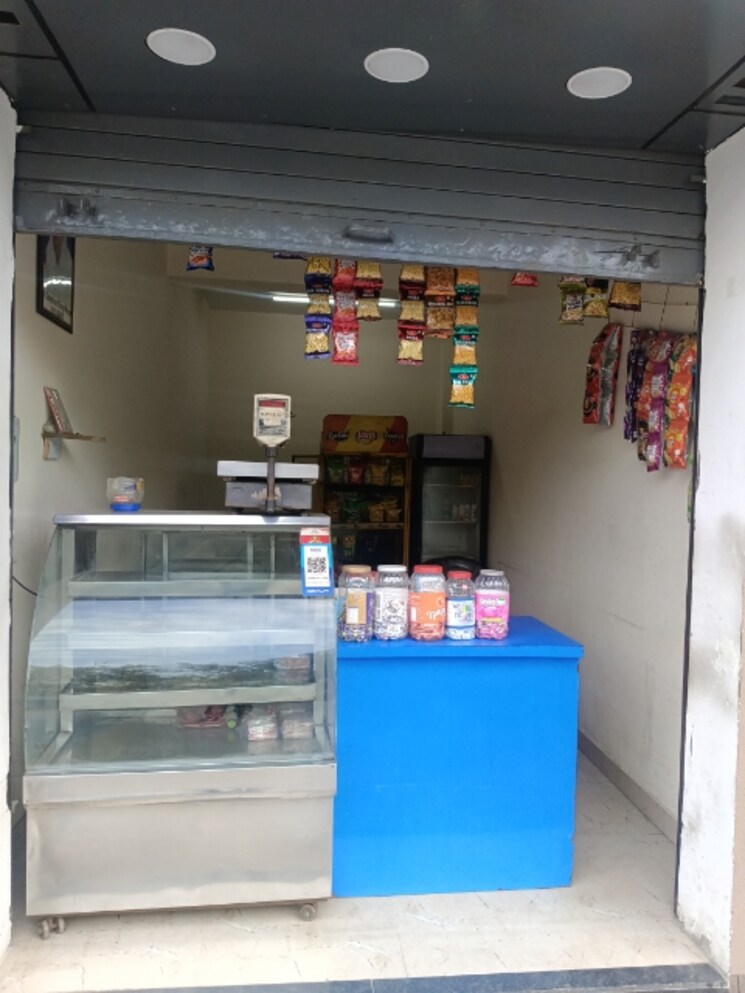 undefined, saviour-park Commercial Shop 280 Sq.Ft. In Mohan Nagar Ghaziabad 8764465