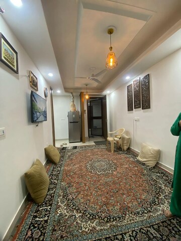 Living Room in 1 BHK Apartment at South Delhi – for Rent