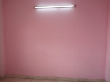 Room in 1 BHK Builder Floor at Vaishali Sector 4 – for Sale