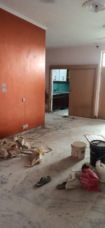 Bedroom in 3 BHK Apartment at Bancourt Apartment, Sector 43 – for Rent