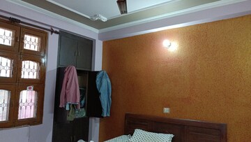 Bedroom in 2 BHK Builder Floor at Vaishali Sector 5 – for Rent