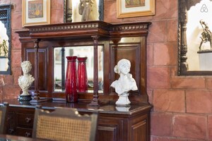 Living Room in 6 BHK Villa at Deep Apartments, Dlf Ankur Vihar – for Sale