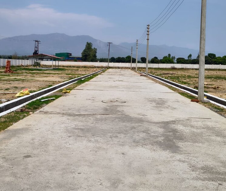 Exterior View, sector 76  150 Sq.Yd. Plot In Sector 76 Noida 8764605