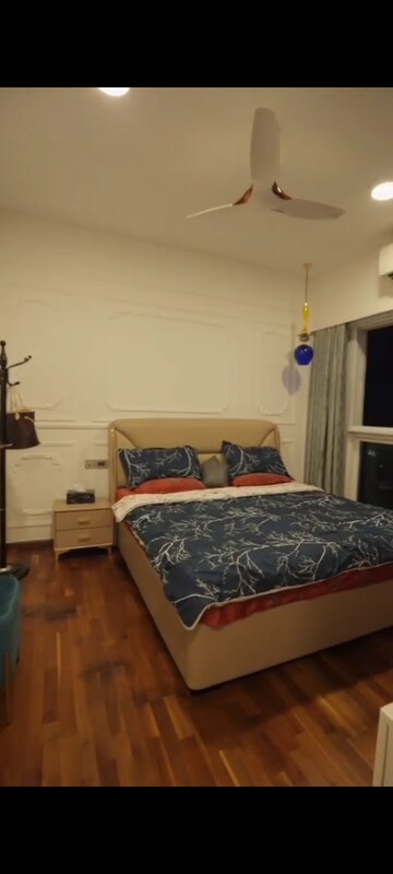 Bedroom in 2 BHK Apartment at Omkar Alta Monte, Malad East – for Rent
