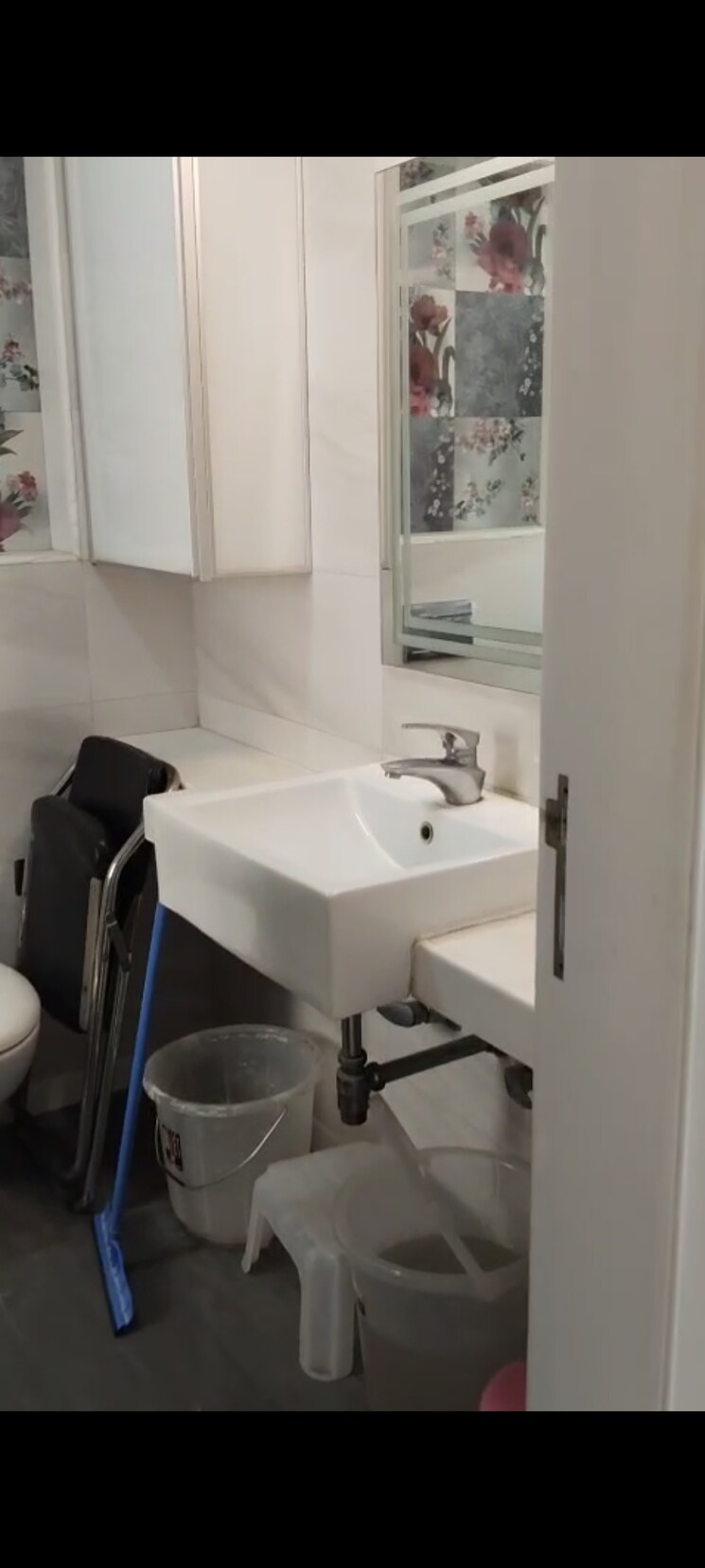 Master Bedroom, shivaji park 3 Bedroom 1000 Sq.Ft. Apartment In Shivaji Park Mumbai 8764648