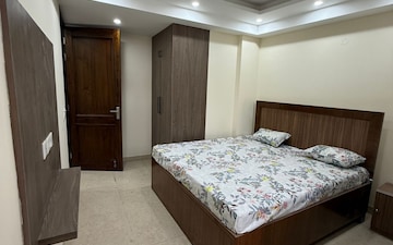 1 BHK Builder Floor For Rent in Chattarpur
