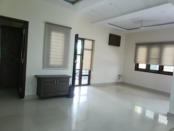Room in 4 BHK Villa at Sevalal Nagar – for Sale