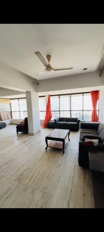 Master Bedroom in 4 BHK Apartment at Prabhadevi – for Rent