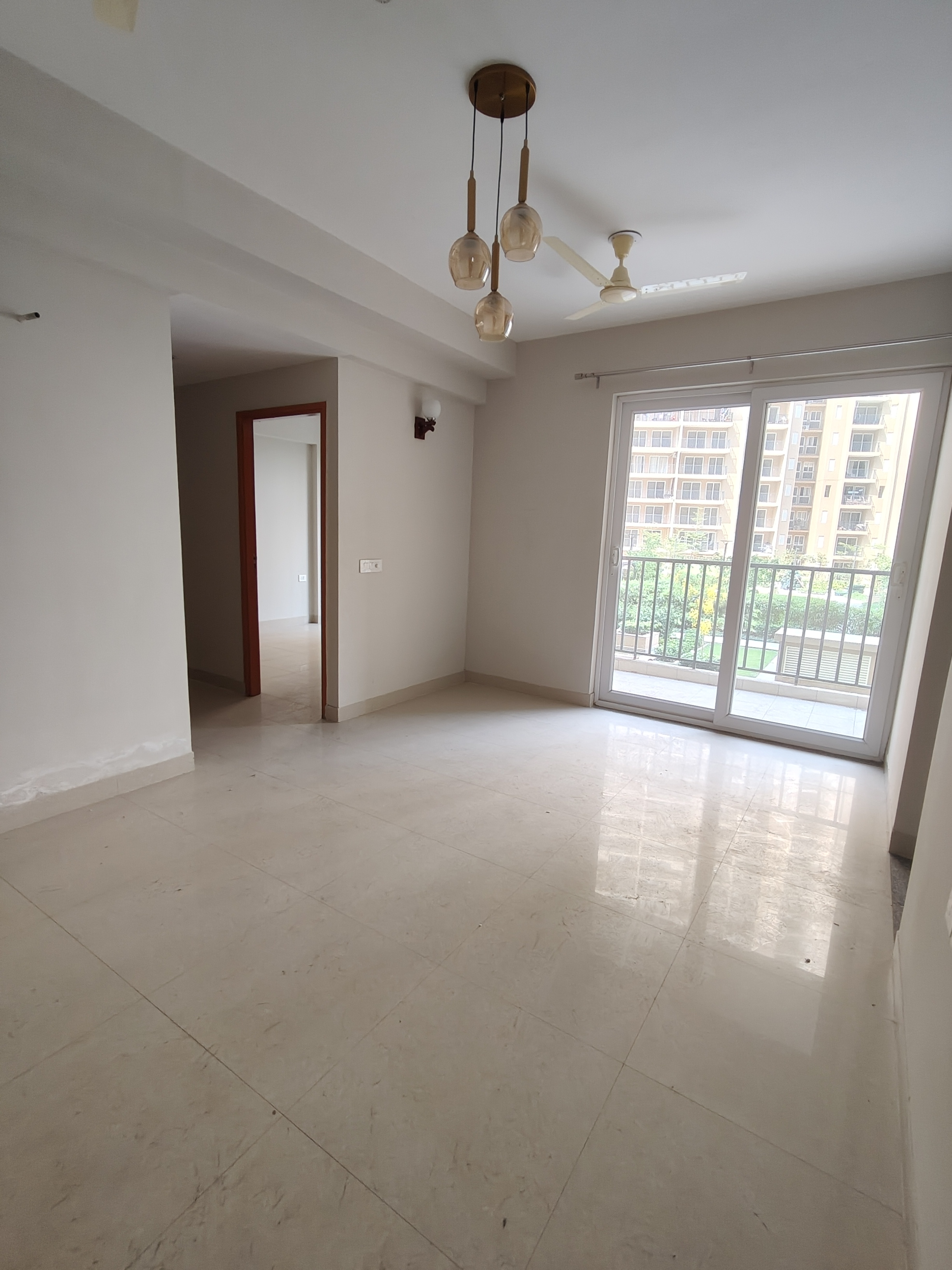 2 BHK Apartment For Rent in Tata Eureka Park
