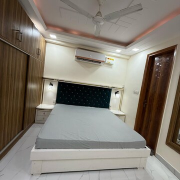 Master Bedroom in 2 BHK Builder Floor at Chattarpur – for Rent