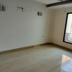 Room in 3.5 BHK Apartment at Ireo The Corridors, Ramgarh Dhani – for Sale