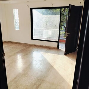 Room in 3.5 BHK Apartment at Ireo The Corridors, Ramgarh Dhani – for Sale