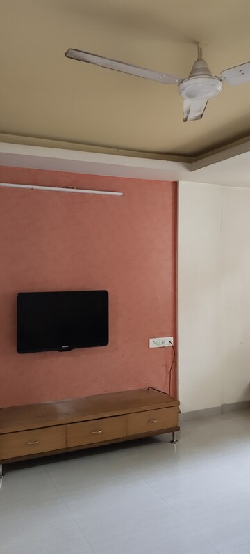 Furnished Amenities in 1 BHK Apartment at Minal CHS Erandwane, Erandwane – for Rent