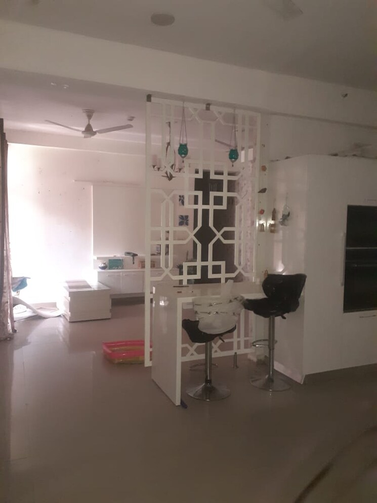 Living Room, nirala-estate-ii 3.5 Bedroom 1897 Sq.Ft. Apartment In Tech Zone 4 Greater Noida Greater Noida 8764823