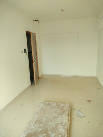 2.5 BHK Apartment For Sale in Veena Crest, Andheri West