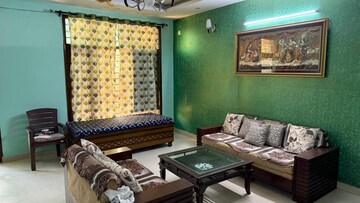 2 BHK Apartment For Rent in Vip Road