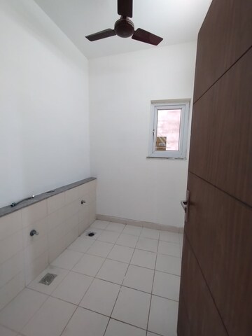 4 BHK Apartment For Rent in Puri Anand Villas Phase II, Sector 81