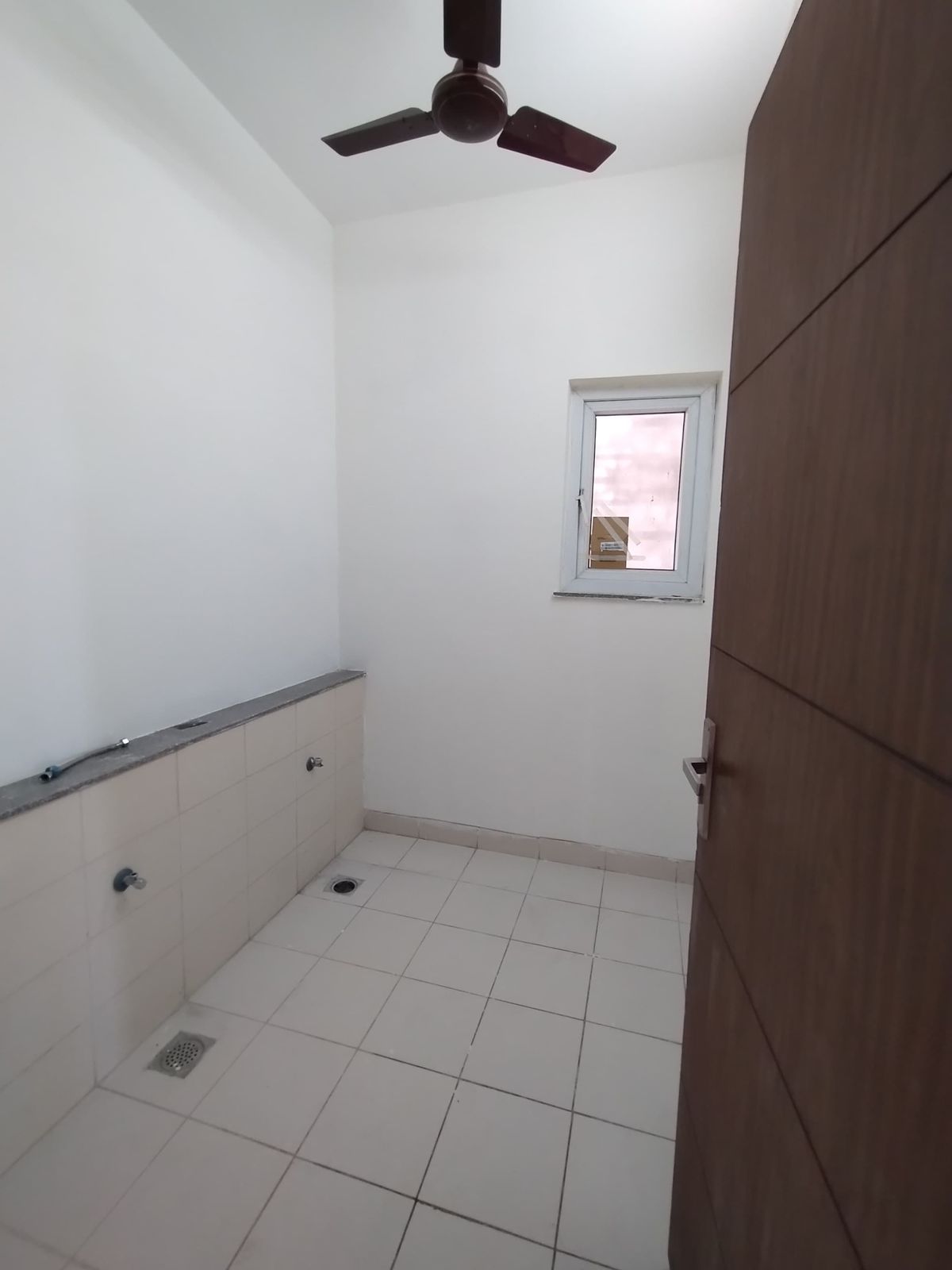 4 BHK + Servant Room Apartment For Rent in Puri Anand Villas Phase II