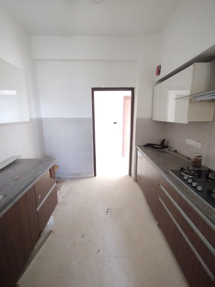 Kitchen, puri-anand-villas-phase-ii 4 Bedroom 3098 Sq.Ft. Apartment In Sector 81 Faridabad 8764850