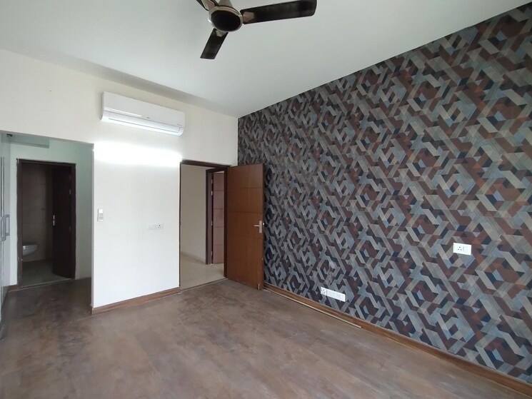 Room, puri-anand-villas-phase-ii 4 Bedroom 3098 Sq.Ft. Apartment In Sector 81 Faridabad 8764850