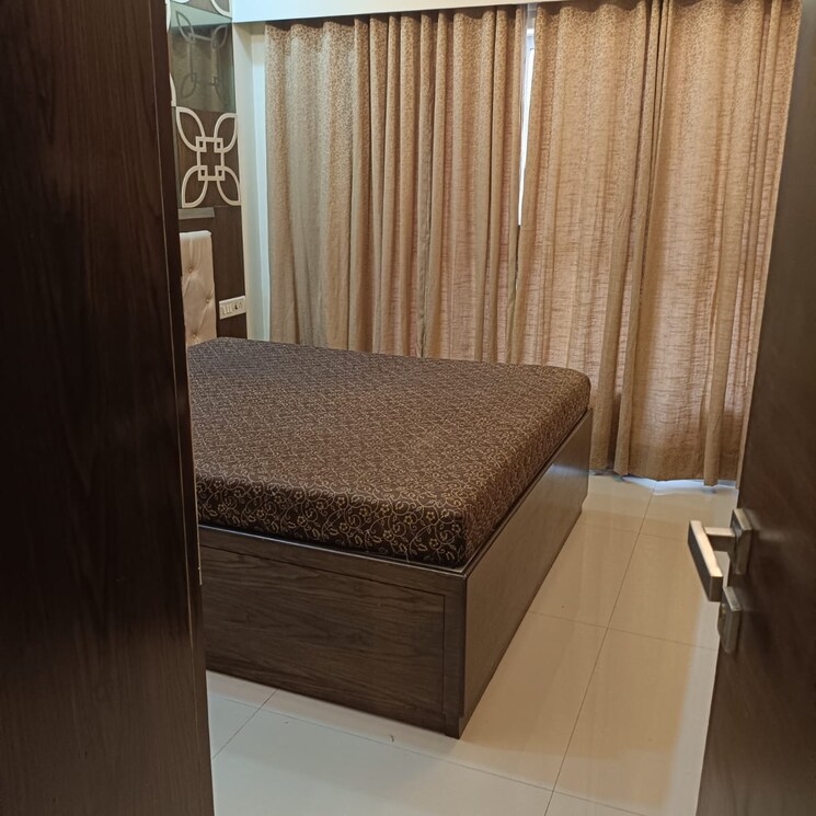 Bathroom, romell-umiya-grandeur 3 Bedroom 1560 Sq.Ft. Apartment In Goregaon East Mumbai 8764860
