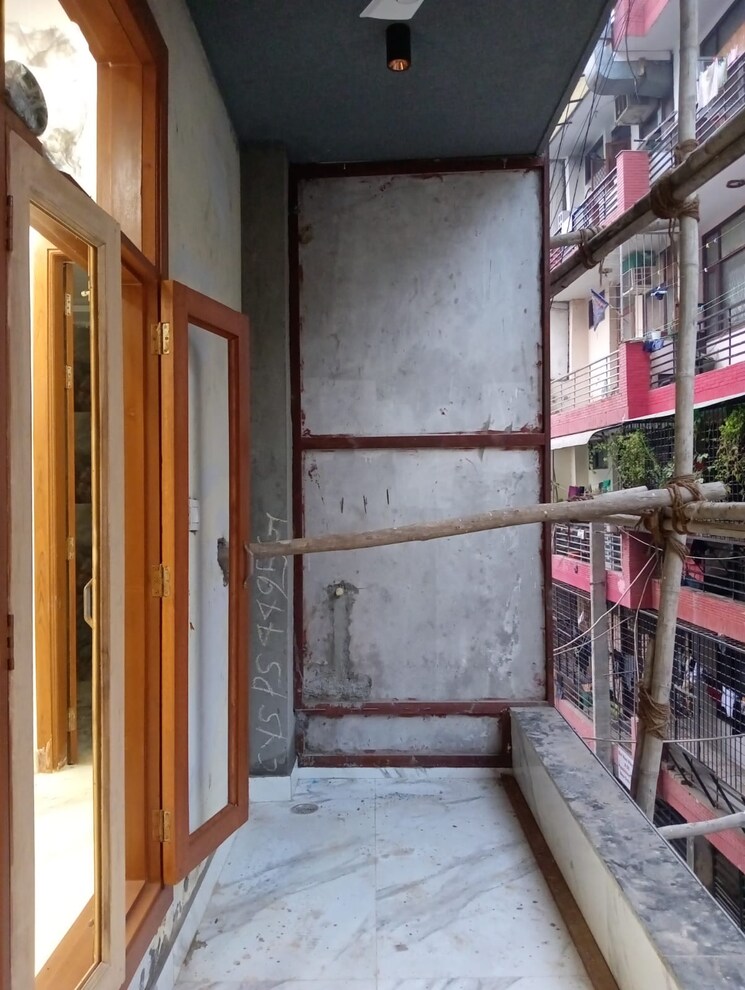 Balcony, panchsheel vihar 3 Bedroom 1200 Sq.Ft. Apartment In Panchsheel Vihar Delhi 8764877
