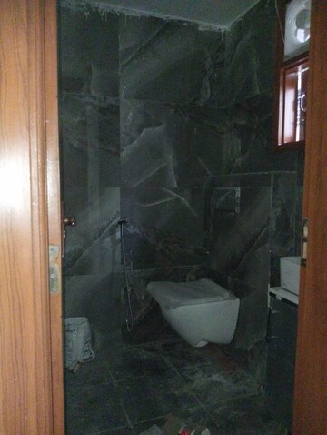 Attached Bathroom in 3 BHK Apartment at Panchsheel Vihar – for Rent