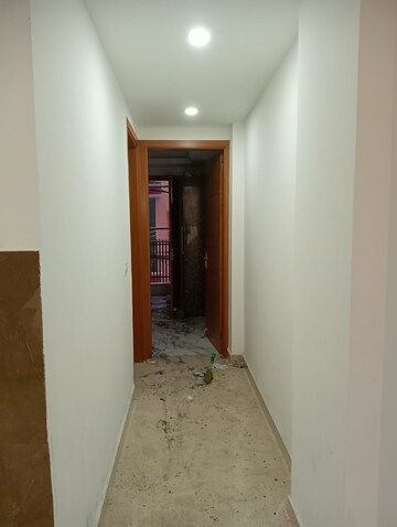  3 BHK Apartment at Panchsheel Vihar – for Rent
