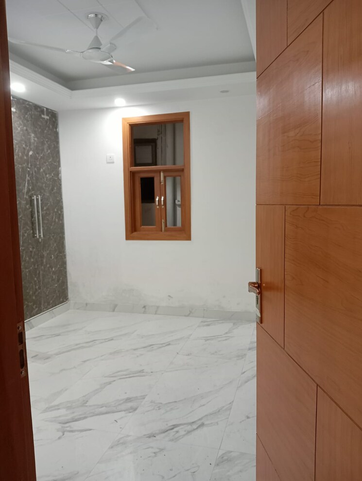 Room, panchsheel vihar 3 Bedroom 1200 Sq.Ft. Apartment In Panchsheel Vihar Delhi 8764877