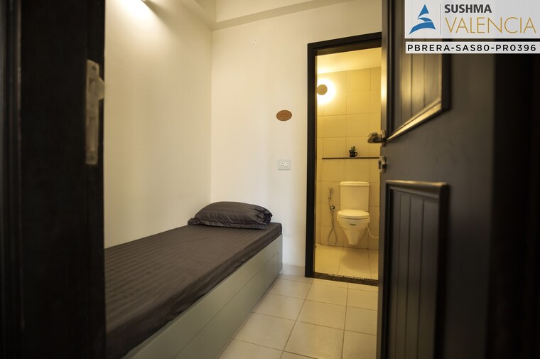 Kitchen, sushma-valencia 3 Bedroom 2250 Sq.Ft. Apartment In International Airport Road Zirakpur 8764894