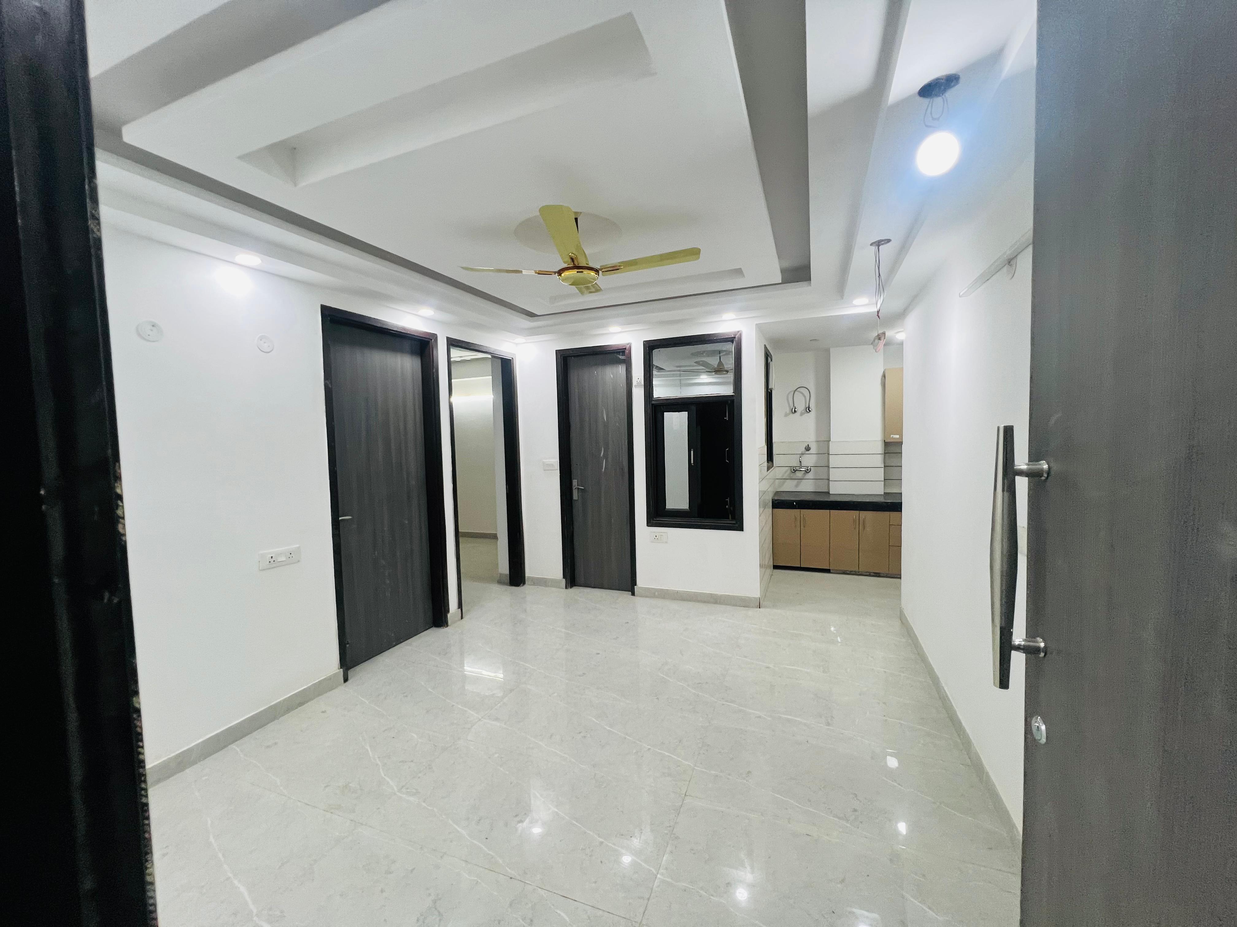 2 BHK + Pooja Room,Servant Room Builder Floor For Sale in Chattarpur