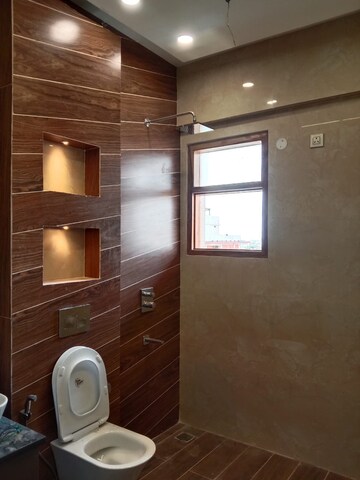Bathroom in 3 BHK Apartment at Sector 21 – for Sale