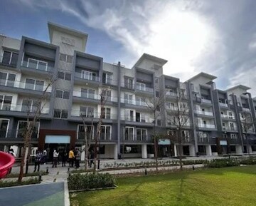 3.5 BHK Builder Floor – Exterior View View at Smart World Gems, Sector 89 - for Rent