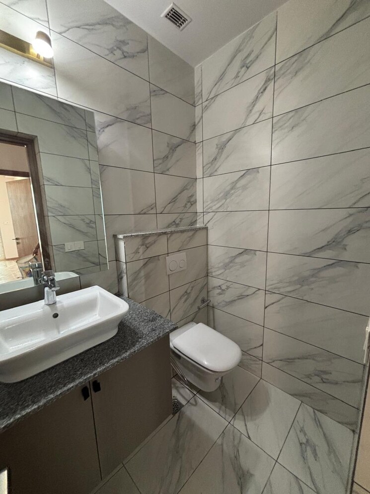 Bathroom, ireo-victory-valley 3 Bedroom 2452 Sq.Ft. Apartment In Sector 67 Gurgaon 8765013