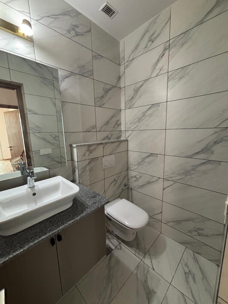 Bathroom, ireo-victory-valley 3 Bedroom 2452 Sq.Ft. Apartment In Sector 67 Gurgaon 8765013