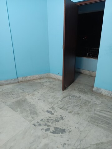 Room in 3 BHK Builder Floor at Shibpur – for Sale