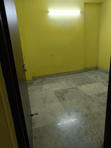 Room in 3 BHK Builder Floor at Shibpur – for Sale