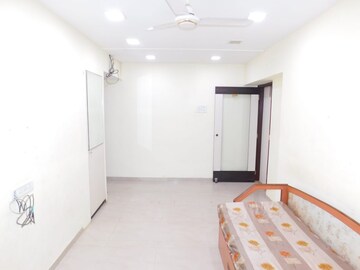 Room in 1.5 BHK Apartment at Kalpita Apartment, Andheri East – for Rent
