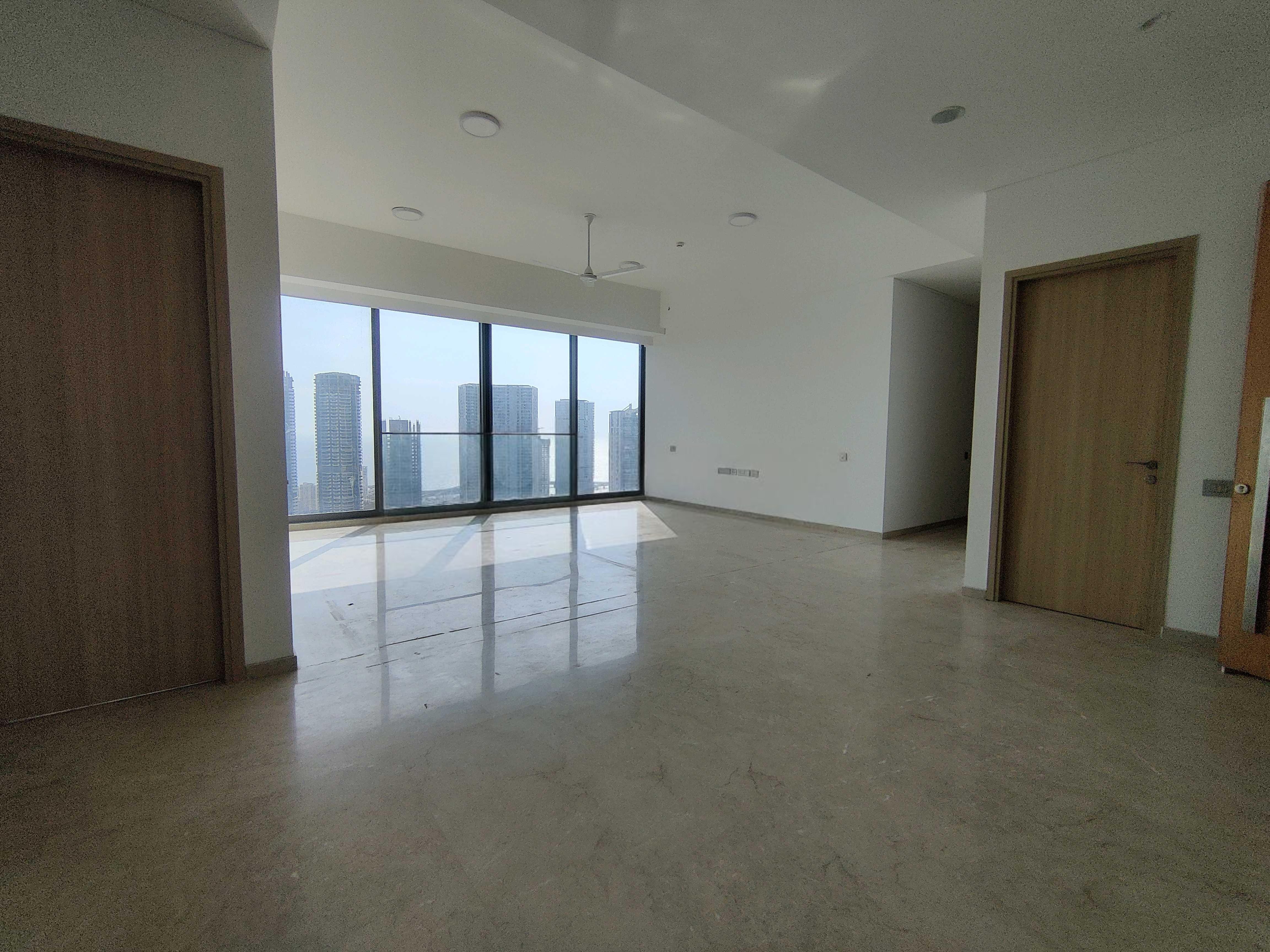 4 BHK + Pooja Room,Servant Room Apartment For Rent in Rustomjee Crown