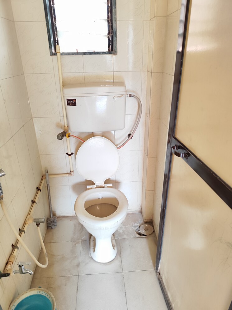 Bathroom, bhakti-park-anand-nagar 1 Bedroom 583 Sq.Ft. Apartment In Anand Nagar Thane 8765086