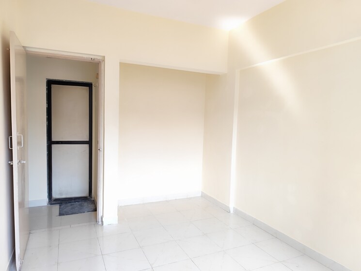 Room, bhakti-park-anand-nagar 1 Bedroom 583 Sq.Ft. Apartment In Anand Nagar Thane 8765086