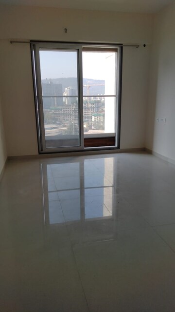 Room in 2 BHK Apartment at Ravi Estate, Pokhran Road No One – for Rent